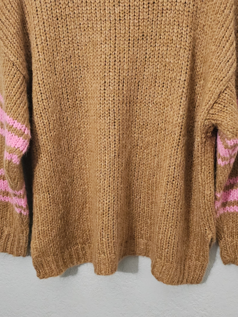 NWT aerie Camel Crewneck Sweater with Pink Stripes Womens Large Oversized - Picture 7 of 7
